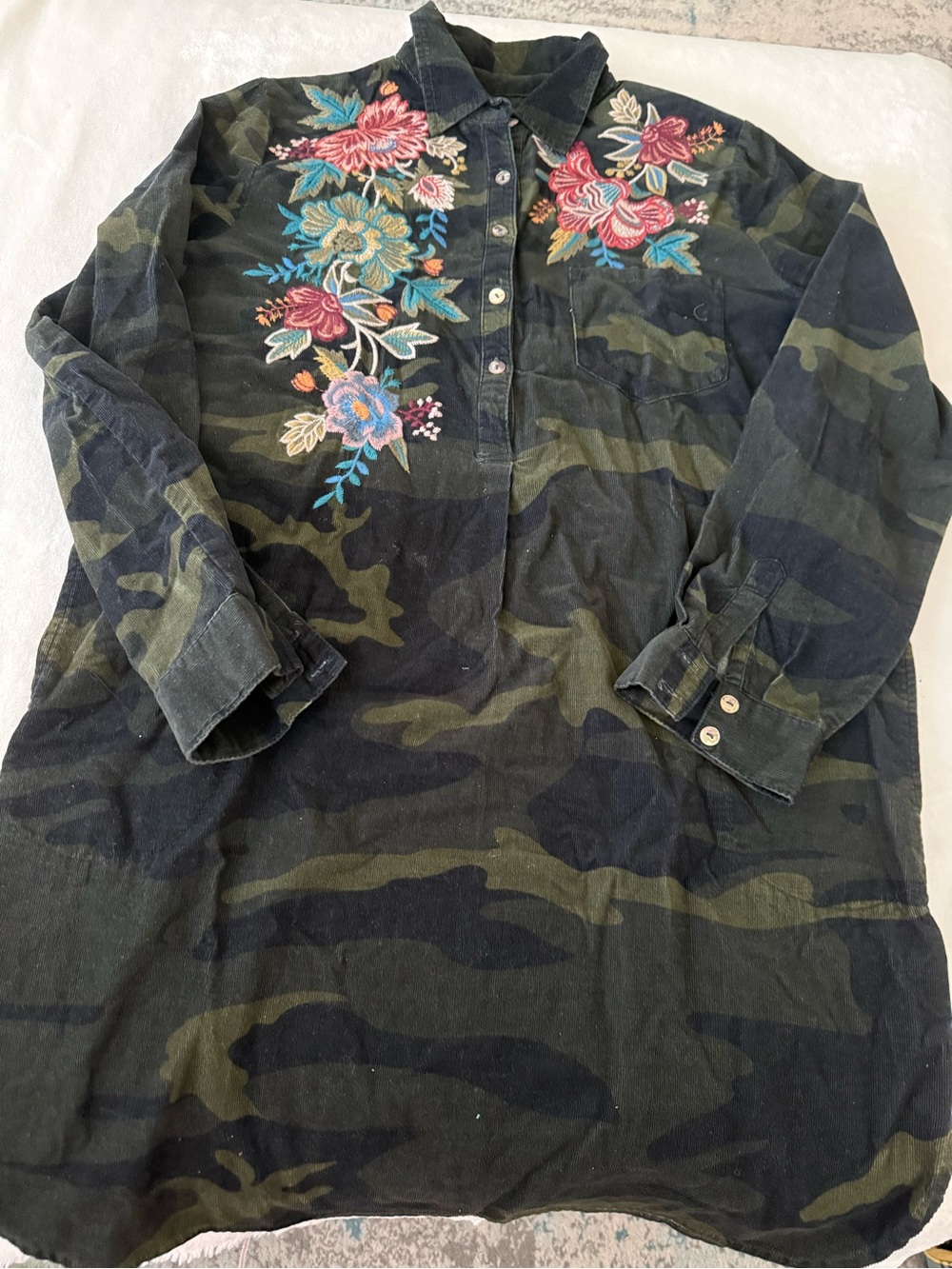 Johnny Was Multicolor Embroidered Floral Camo Corduroy Shirt Dress Sz Small D79